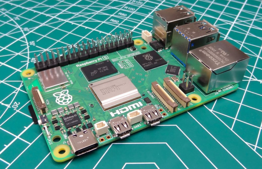 Guia Completo: Conheça o Raspberry Pi 5, a nova geração de microcomputador da Raspberry Pi Foundation 1 Saravati image Saravati