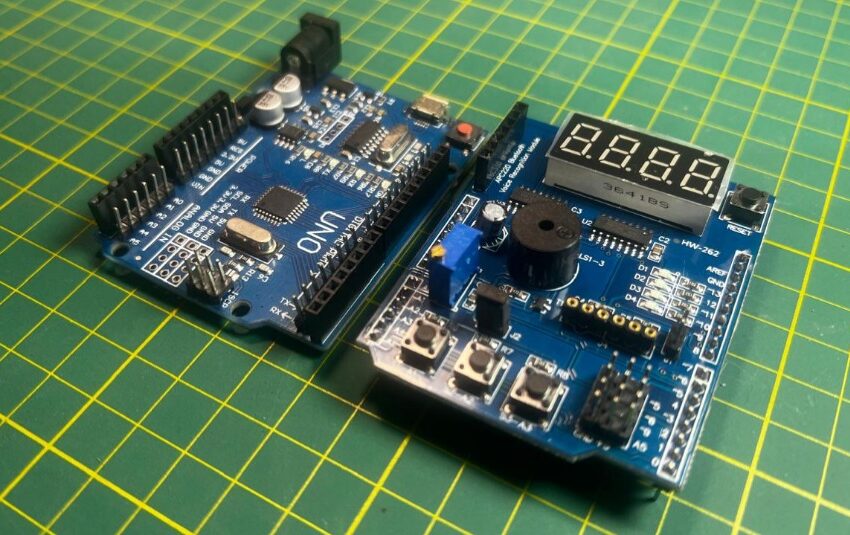 Shield Multifunções para Arduino: Recursos e Exemplos de Código 1 Saravati 329709b4 60d6 4b5b 9e18 a21d740f5bd3 Saravati
